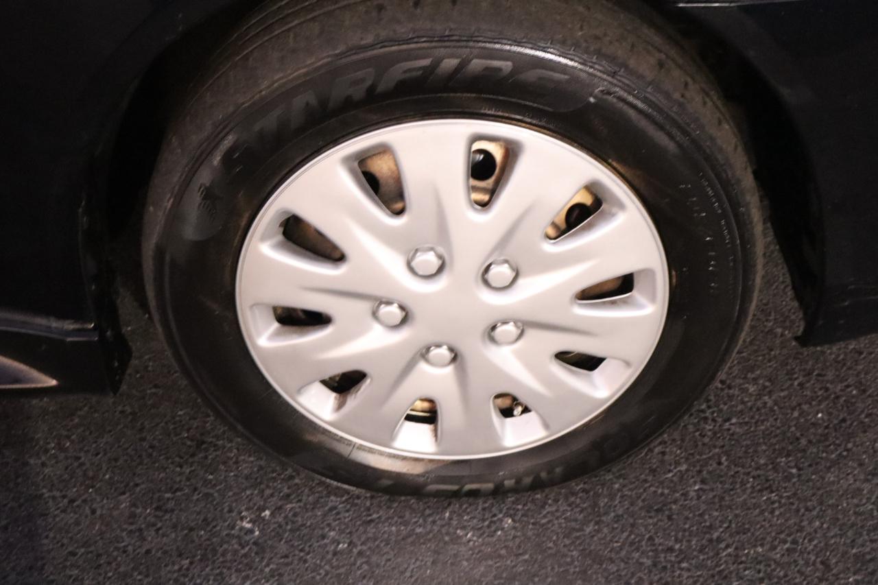 Mitsubishi Lancer 4dr Sdn Man ES FWD 2014