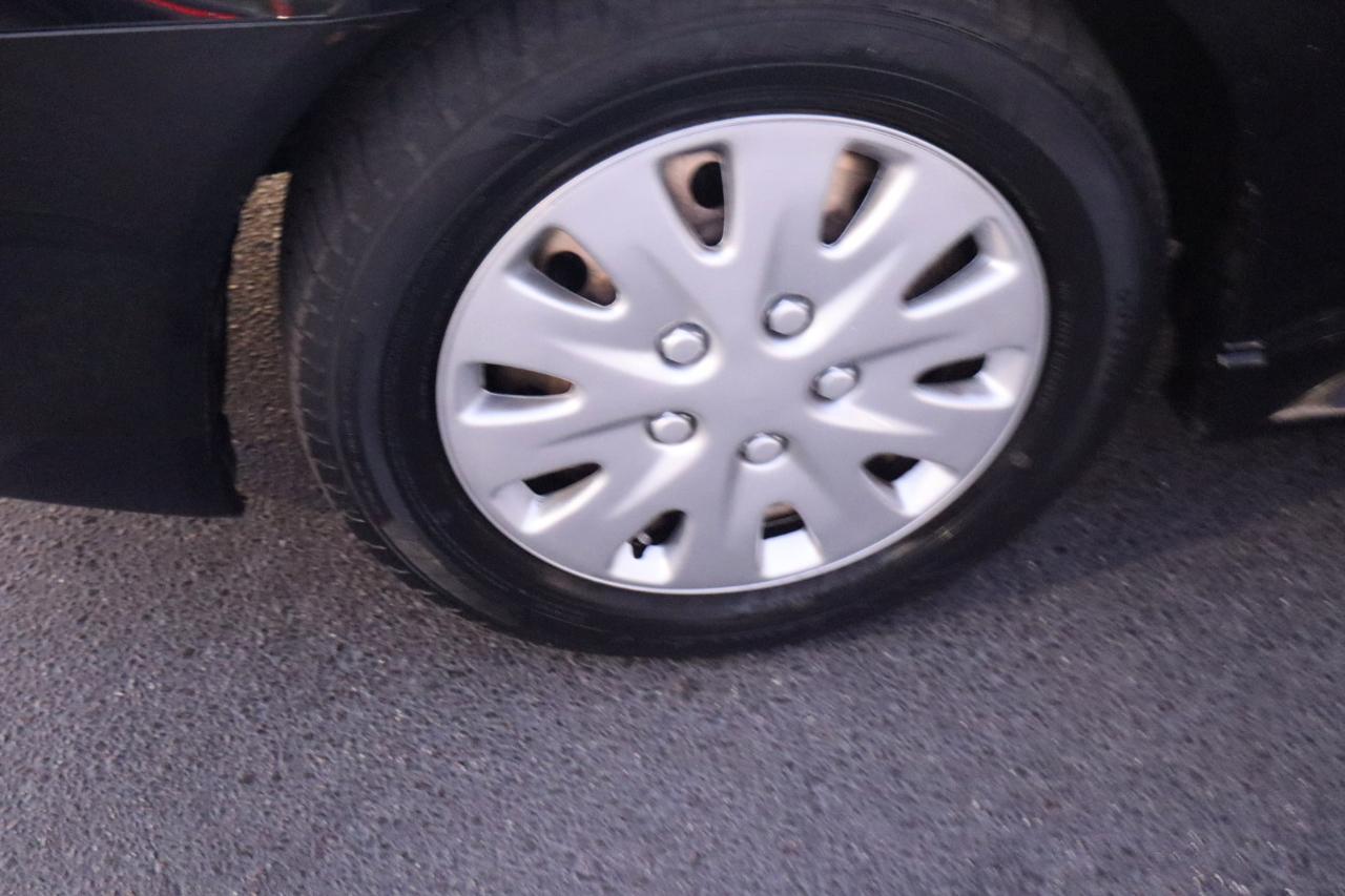 Mitsubishi Lancer 4dr Sdn Man ES FWD 2014