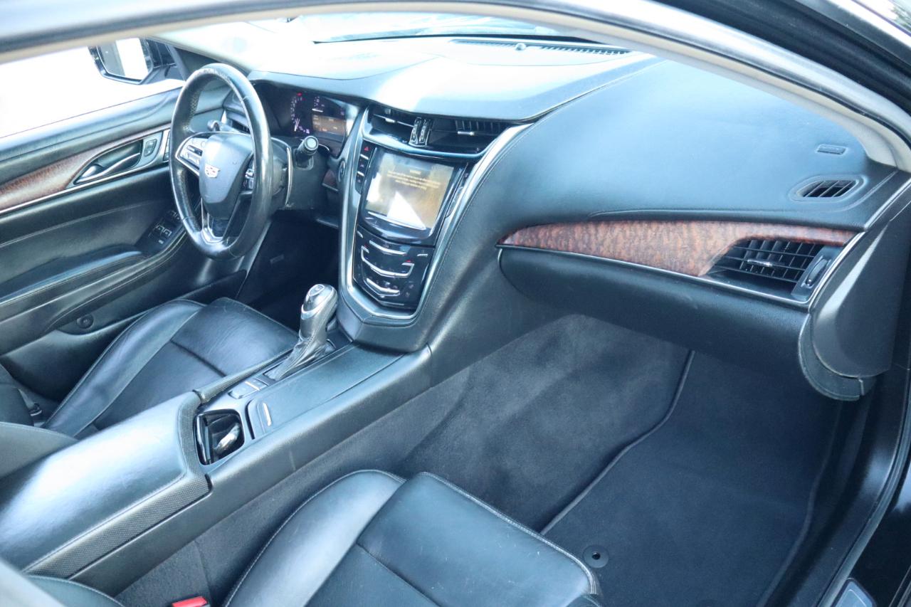 Cadillac CTS Sedan 4dr Sdn 2.0L Turbo Luxury Collection RWD 2016