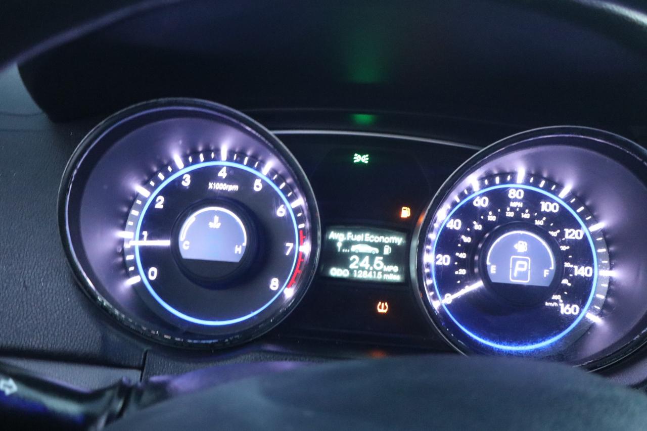 Hyundai Sonata 4dr Sdn 2.4L Auto GLS 2014