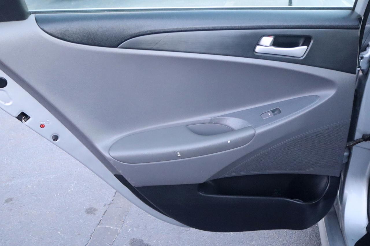 Hyundai Sonata 4dr Sdn 2.4L Auto GLS 2014