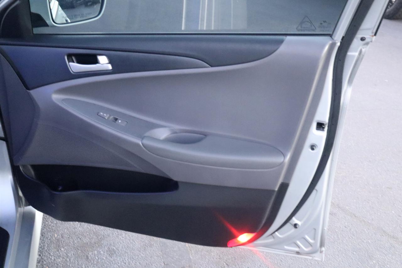 Hyundai Sonata 4dr Sdn 2.4L Auto GLS 2014