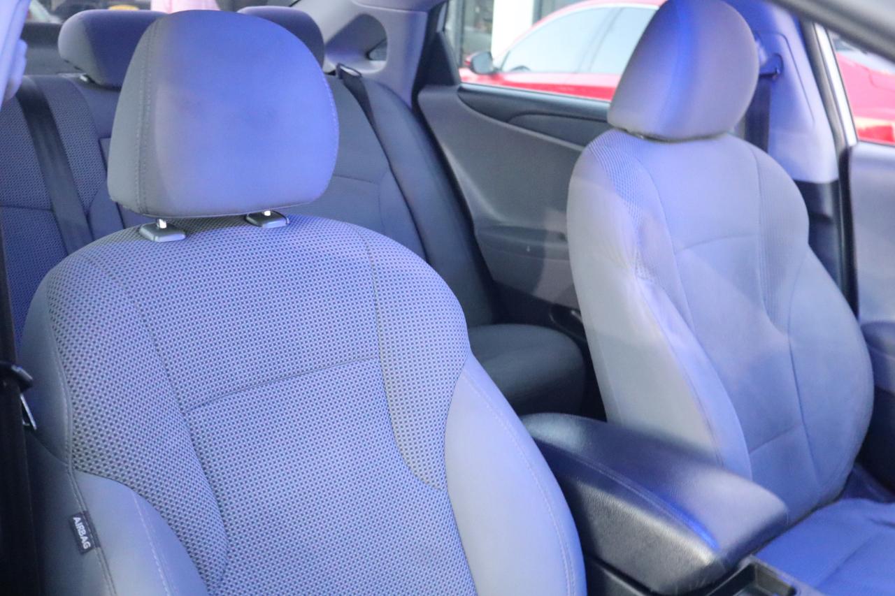 Hyundai Sonata 4dr Sdn 2.4L Auto GLS 2014
