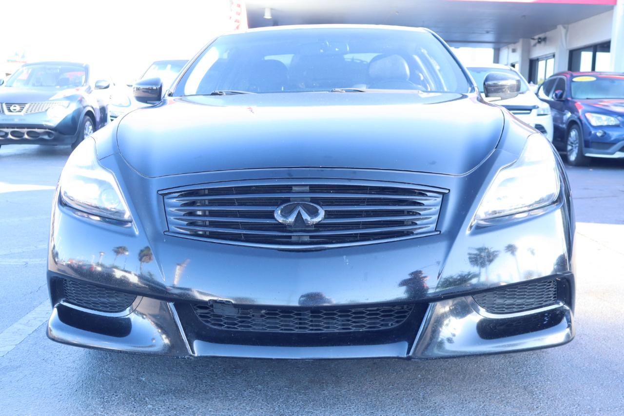 Infiniti G37 Coupe 2dr Journey RWD 2011