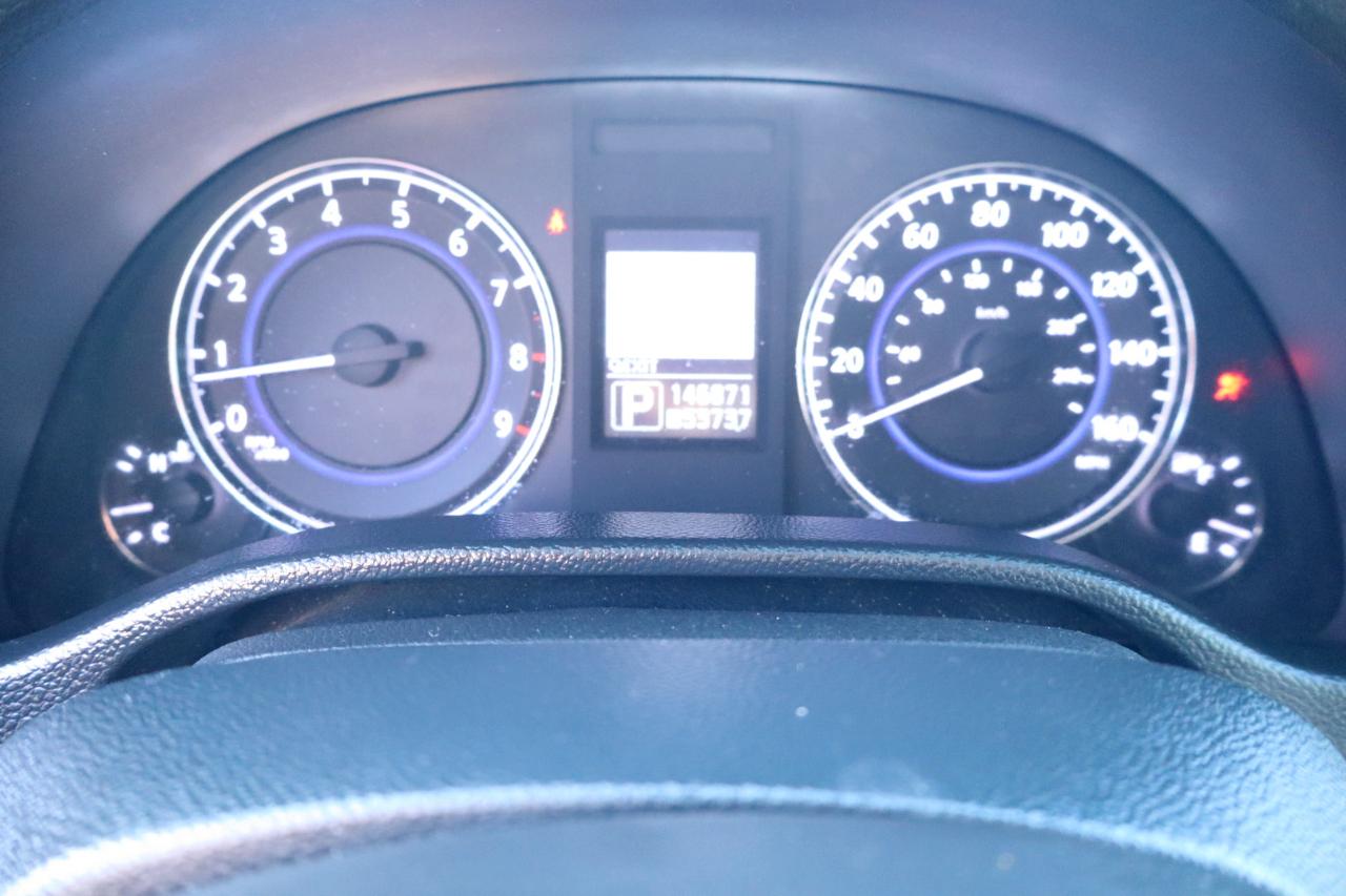 Infiniti G37 Coupe 2dr Journey RWD 2011