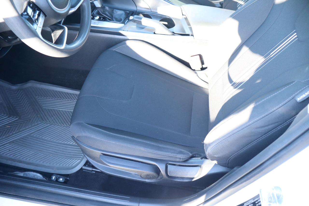 Hyundai Elantra SEL IVT 2021