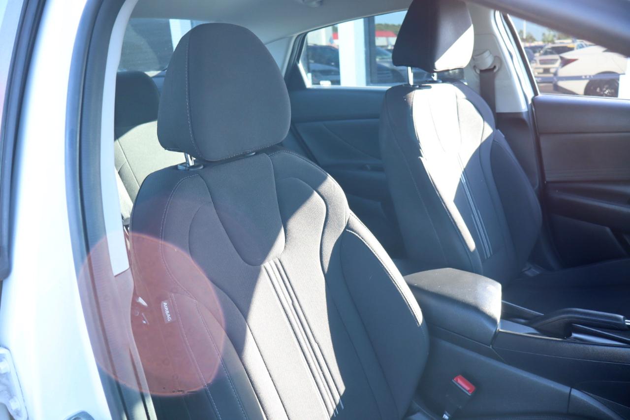 Hyundai Elantra SEL IVT 2021