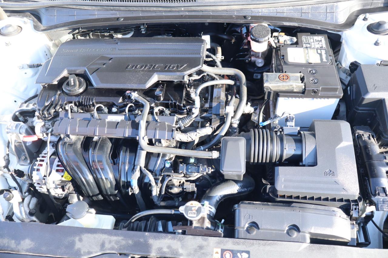 Hyundai Elantra SEL IVT 2021