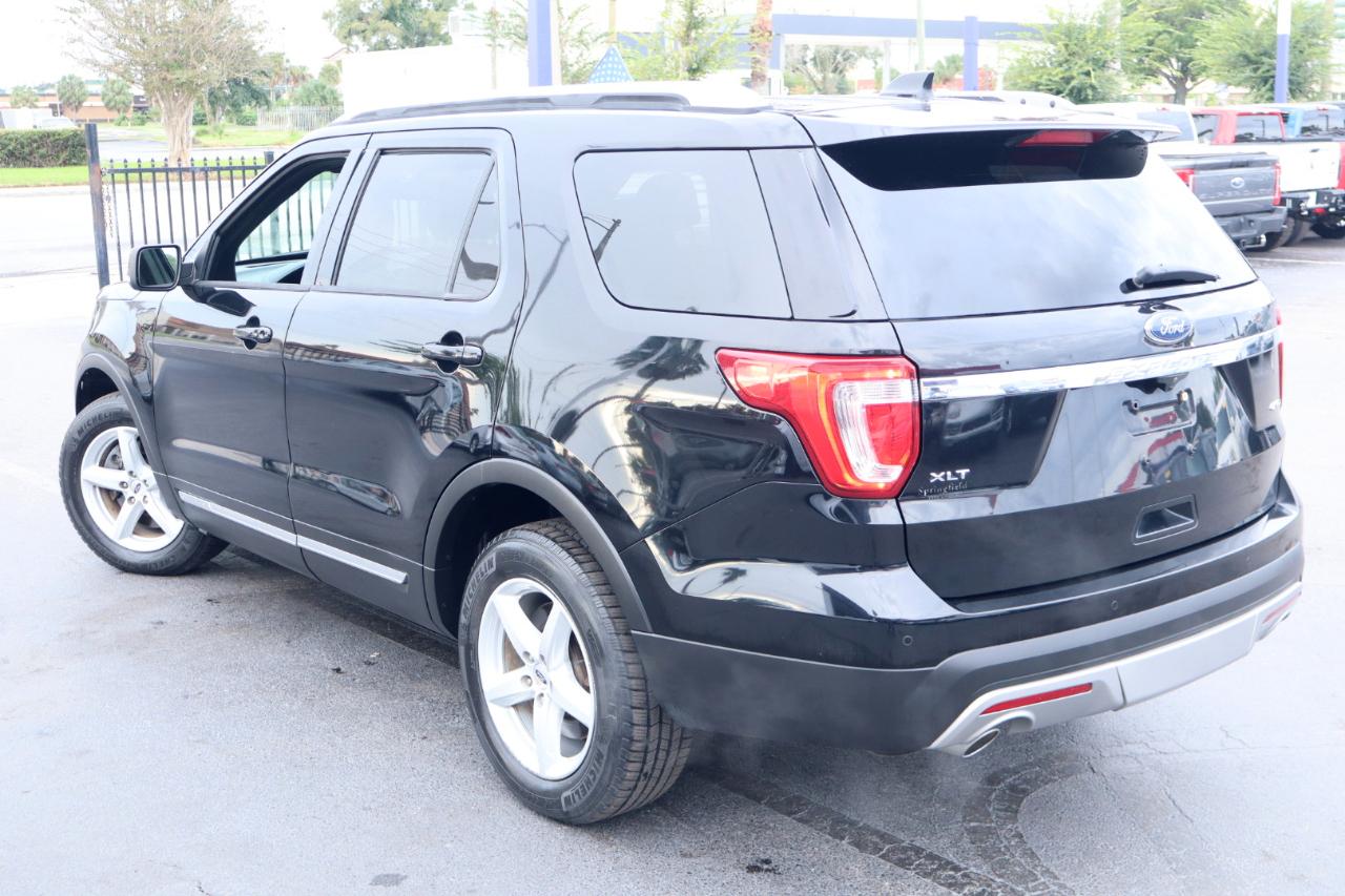 Ford Explorer XLT 4WD 2017