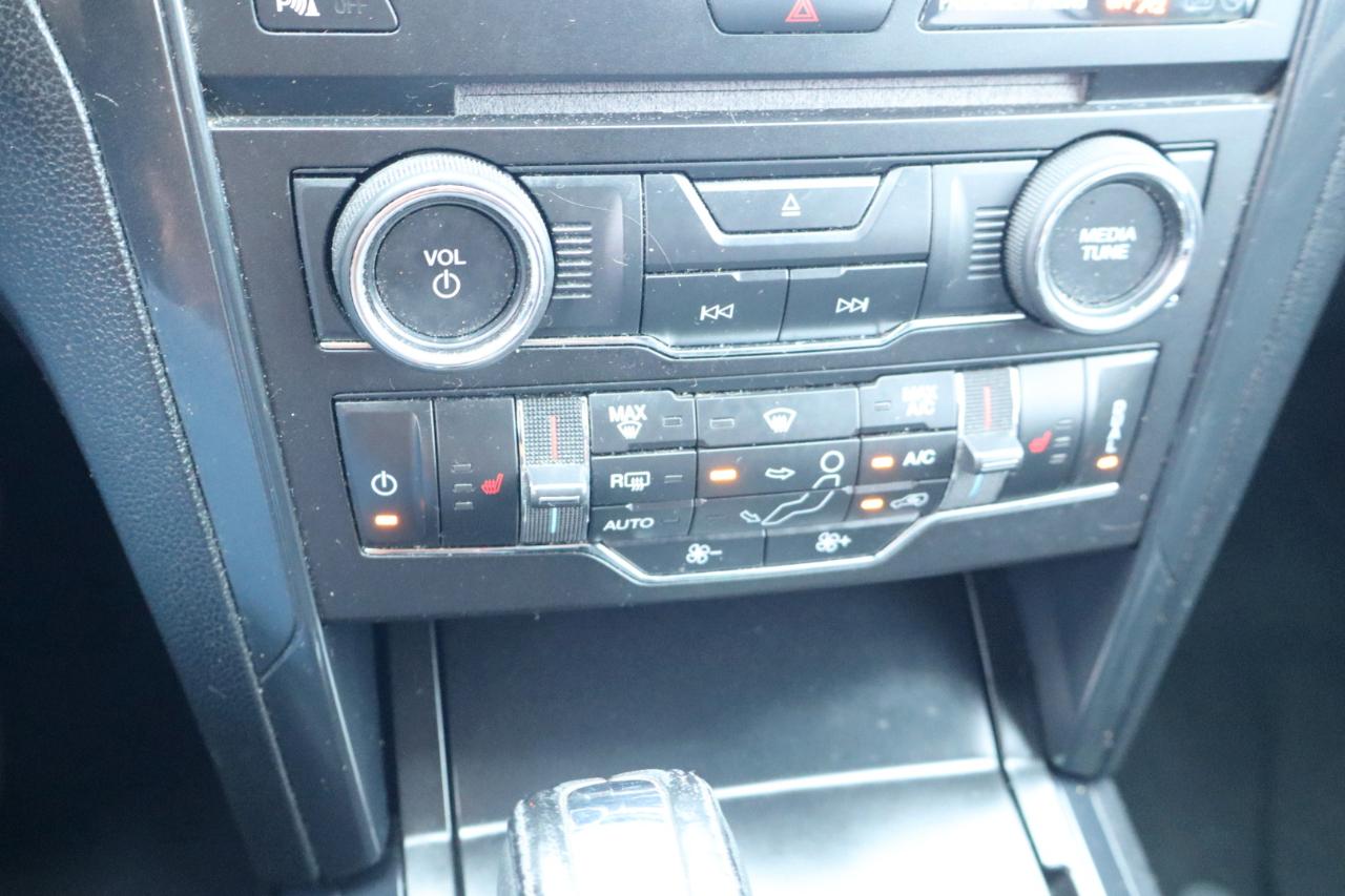Ford Explorer XLT 4WD 2017