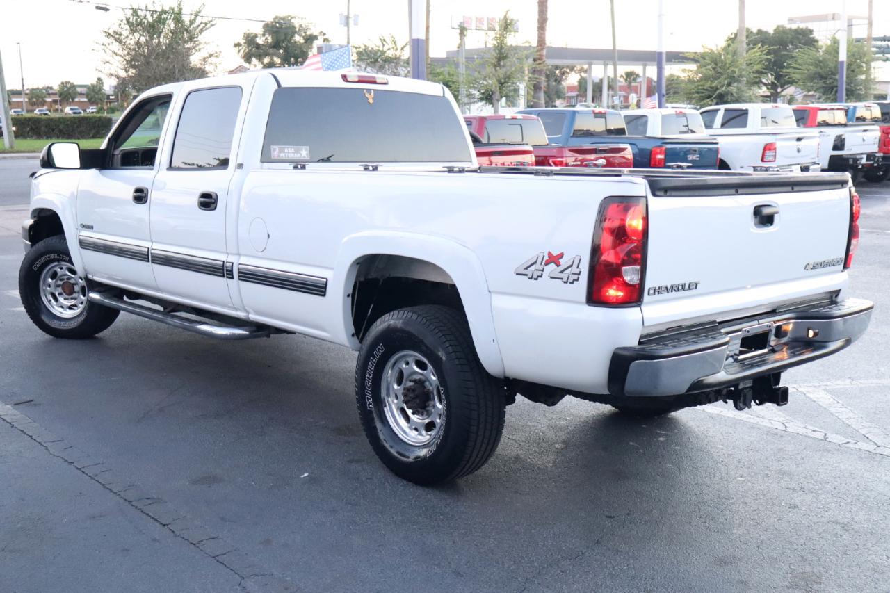 Chevrolet Silverado 3500 Crew Cab 167" WB 4WD SRW LT 2004