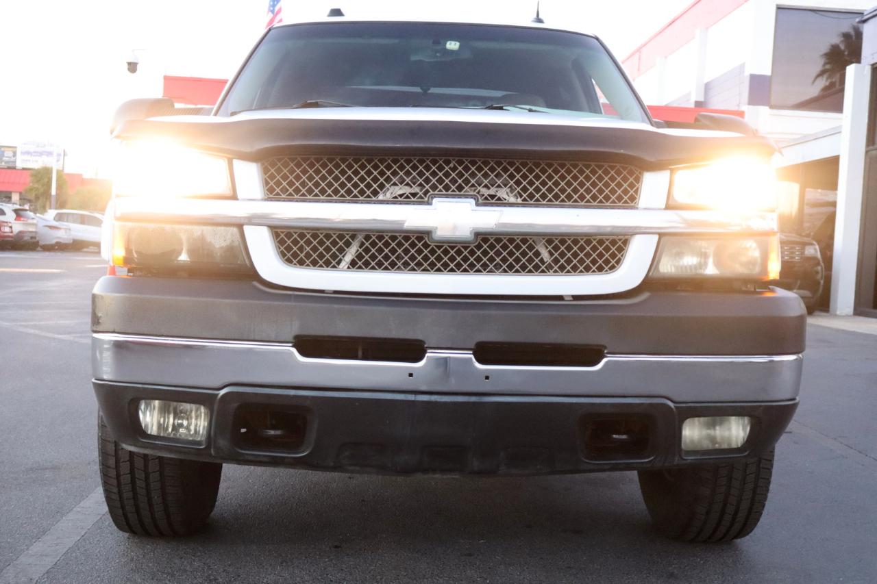 Chevrolet Silverado 3500 Crew Cab 167" WB 4WD SRW LT 2004