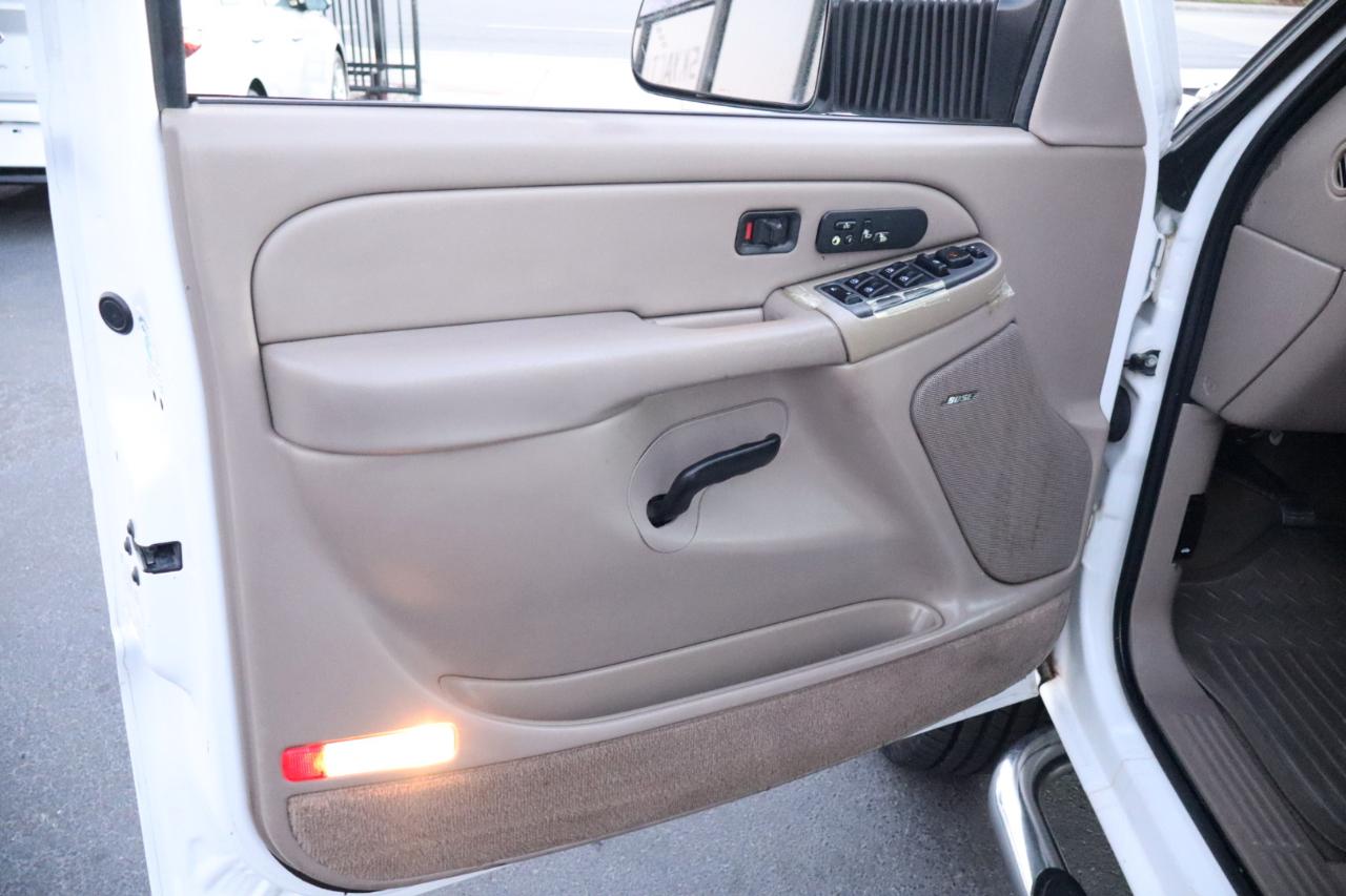 Chevrolet Silverado 3500 Crew Cab 167" WB 4WD SRW LT 2004