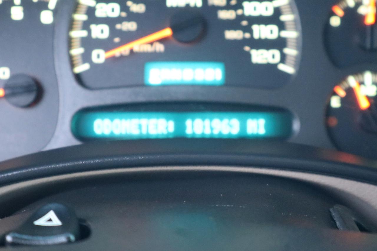 Chevrolet Silverado 3500 Crew Cab 167" WB 4WD SRW LT 2004