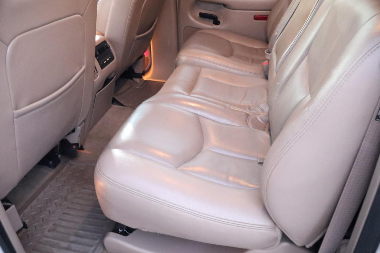 Chevrolet Silverado 3500 Crew Cab 167" WB 4WD SRW LT 2004