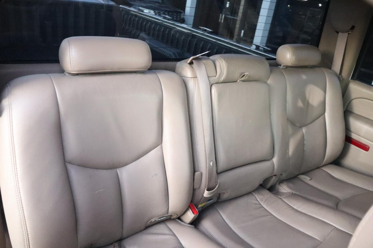 Chevrolet Silverado 3500 Crew Cab 167" WB 4WD SRW LT 2004