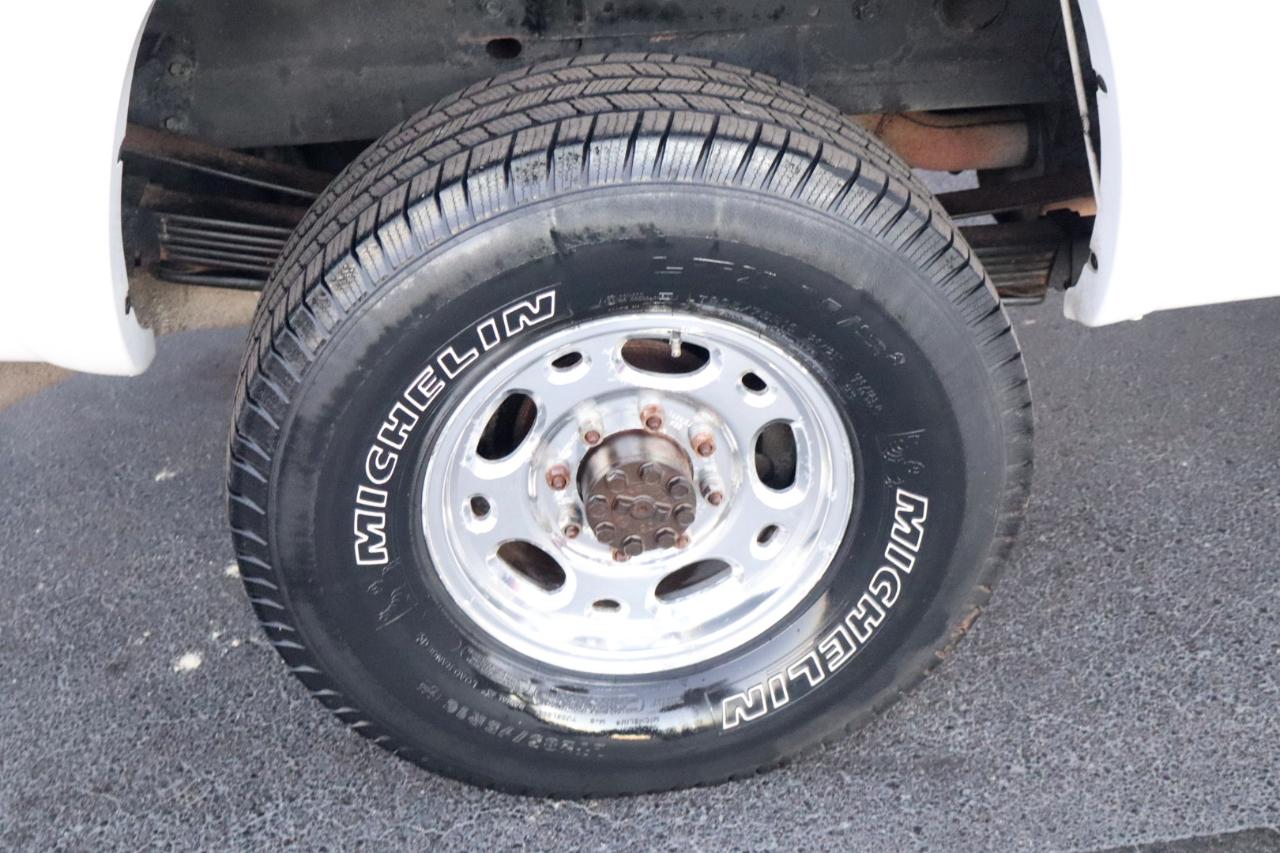 Chevrolet Silverado 3500 Crew Cab 167" WB 4WD SRW LT 2004