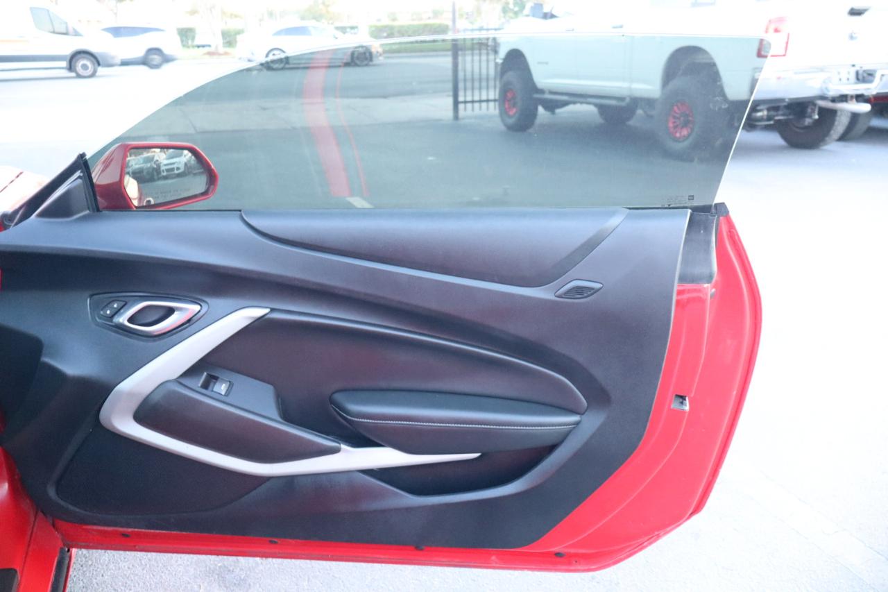 Chevrolet Camaro 2dr Cpe 1LS 2019