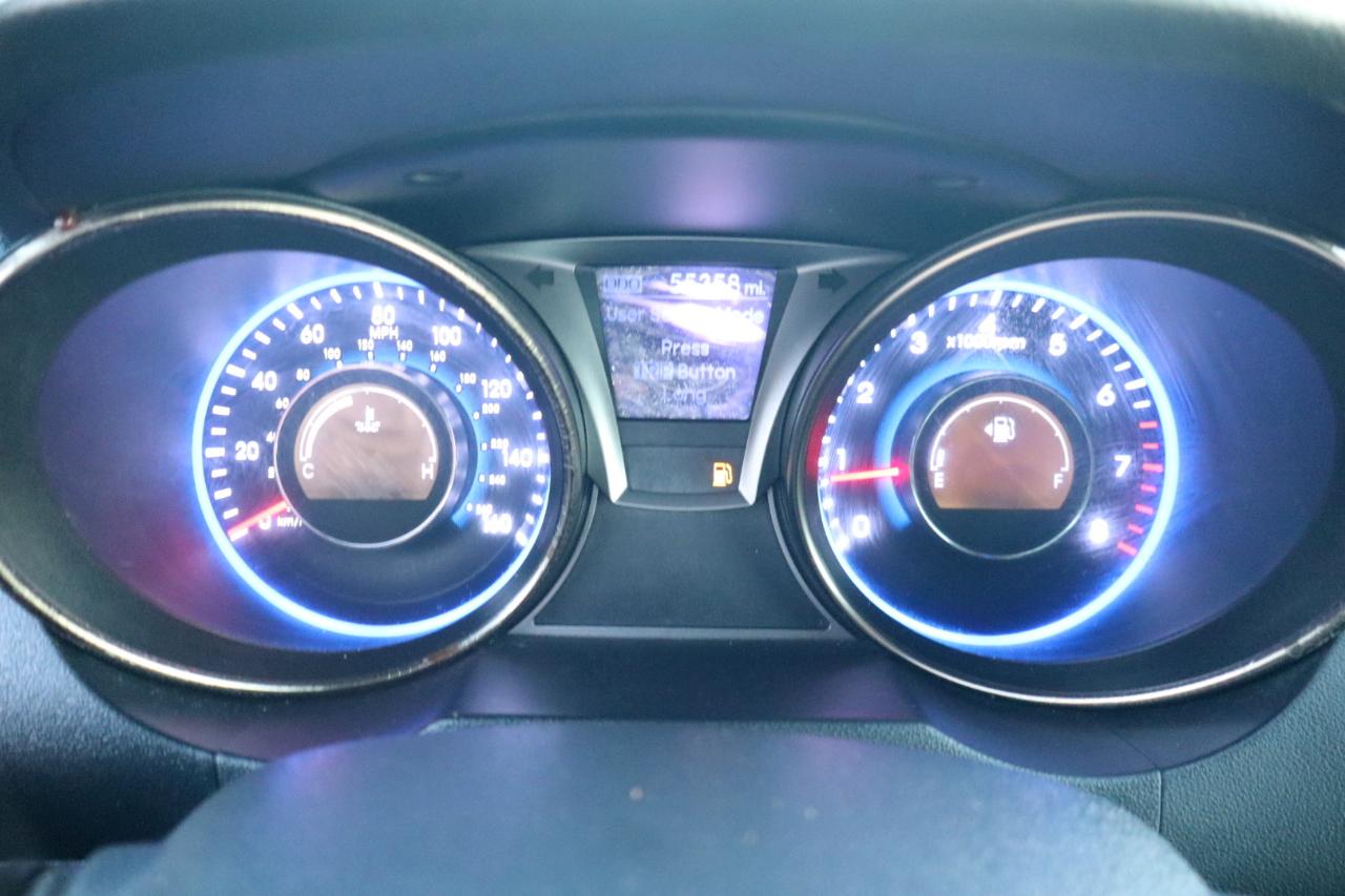 Hyundai Genesis Coupe 2dr I4 2.0T Man 2013