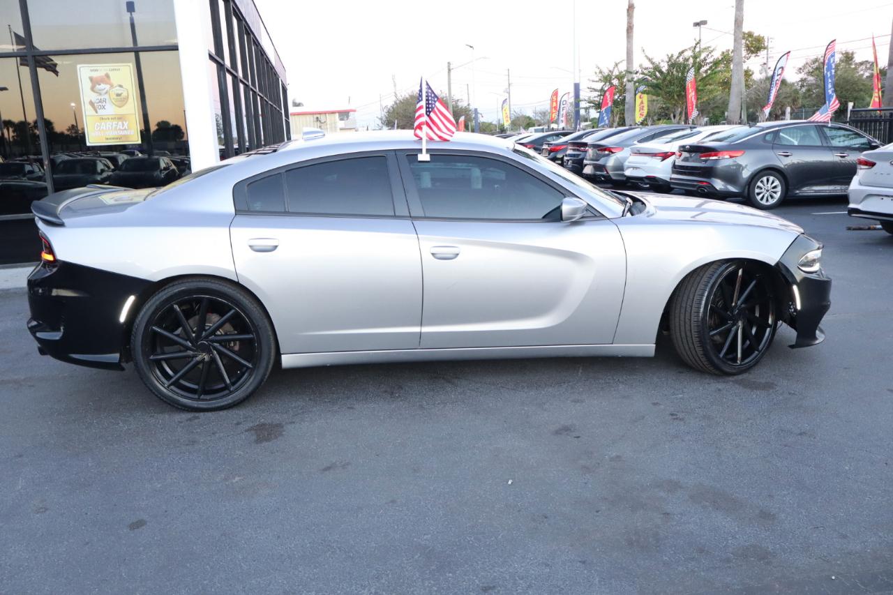Dodge Charger R/T RWD 2017