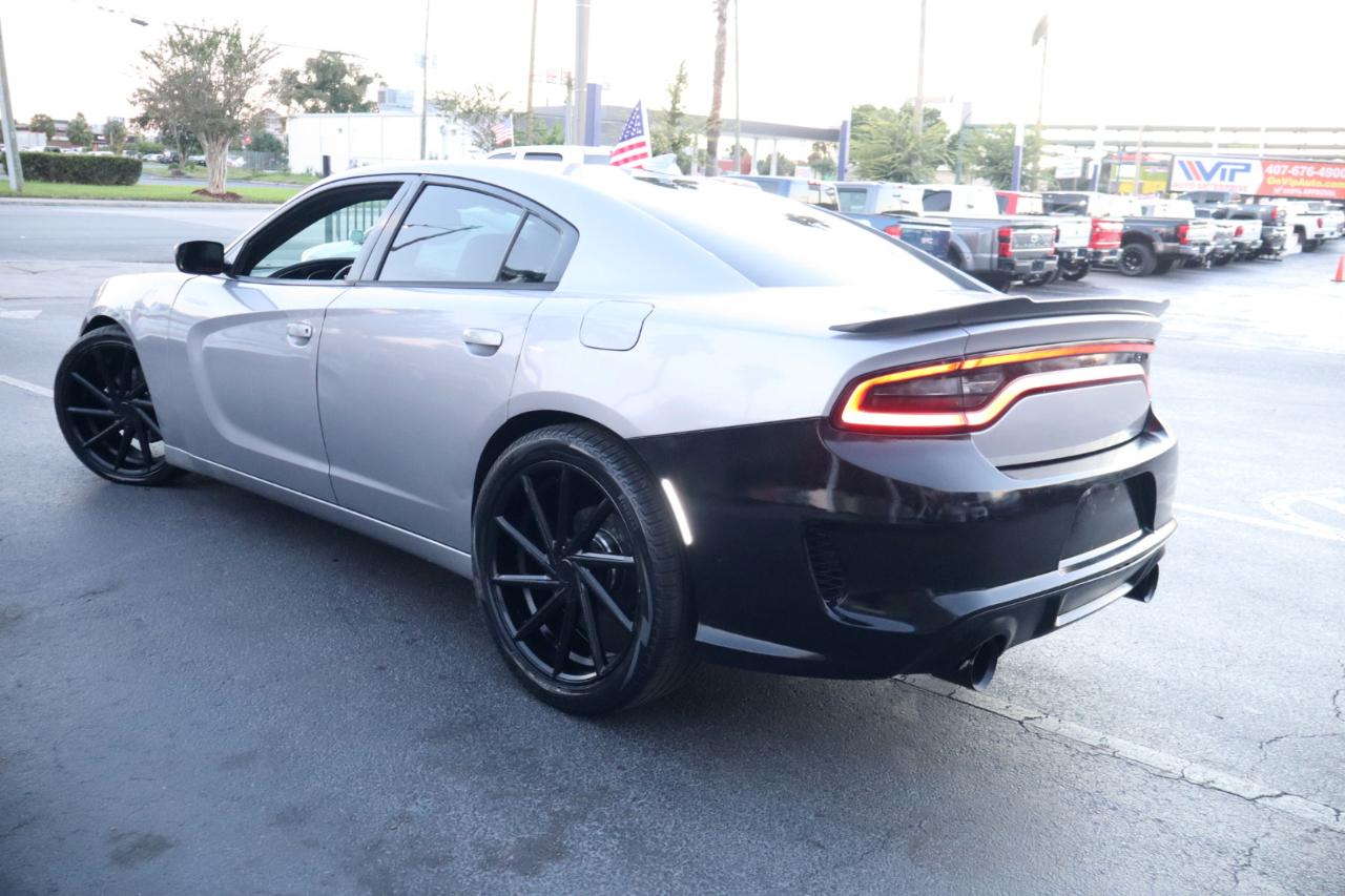 Dodge Charger R/T RWD 2017