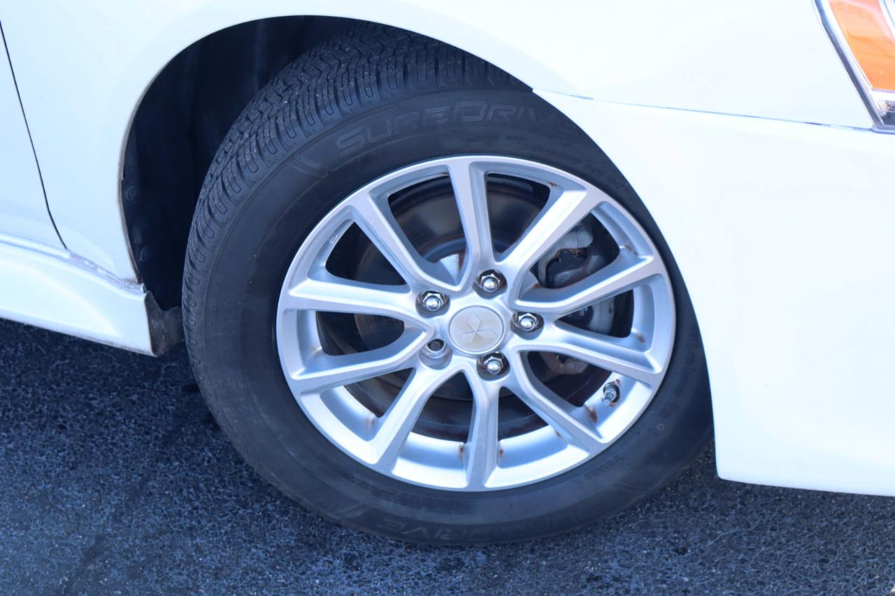 Mitsubishi Lancer 4dr Sdn Man ES FWD 2016