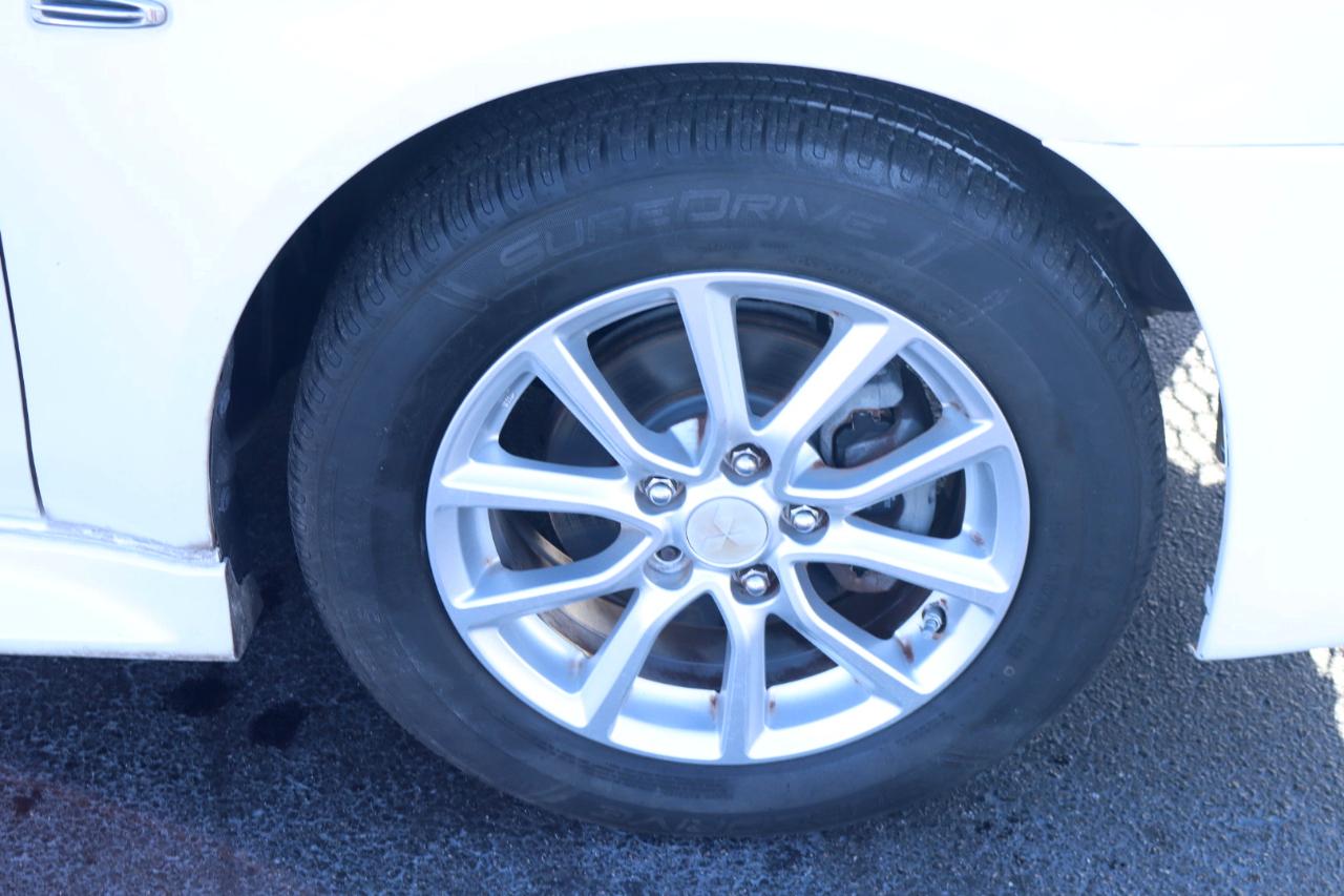 Mitsubishi Lancer 4dr Sdn Man ES FWD 2016