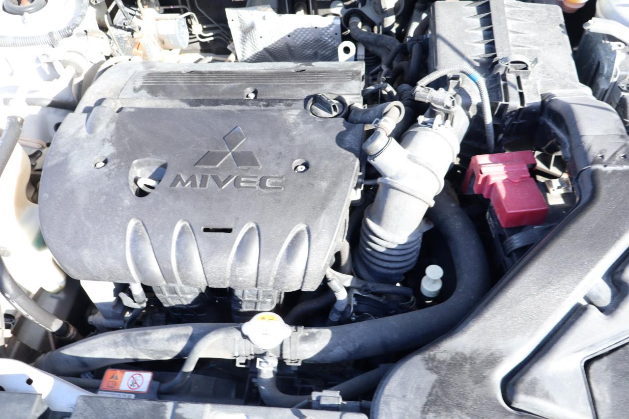 Mitsubishi Lancer 4dr Sdn Man ES FWD 2016