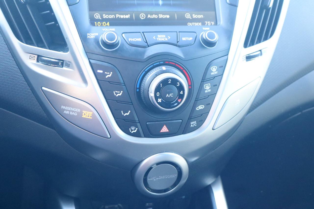 Hyundai Veloster 3dr Cpe Auto 2016