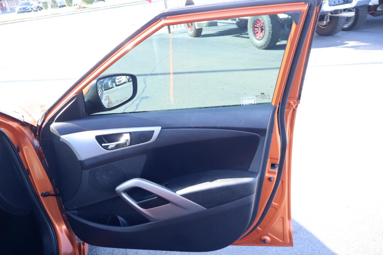 Hyundai Veloster 3dr Cpe Auto 2016