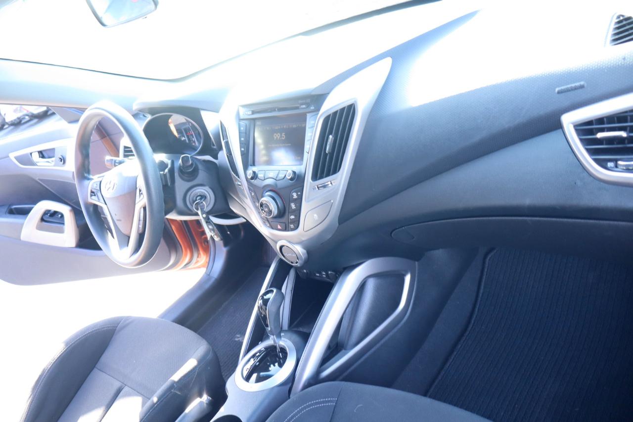 Hyundai Veloster 3dr Cpe Auto 2016