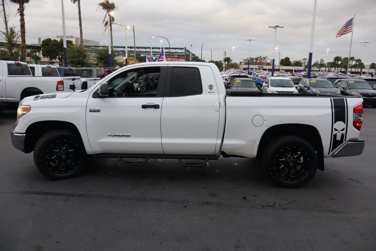 Toyota Tundra 4WD Truck Double Cab 5.7L FFV V8 6-Spd AT SR5 (Natl) 2016