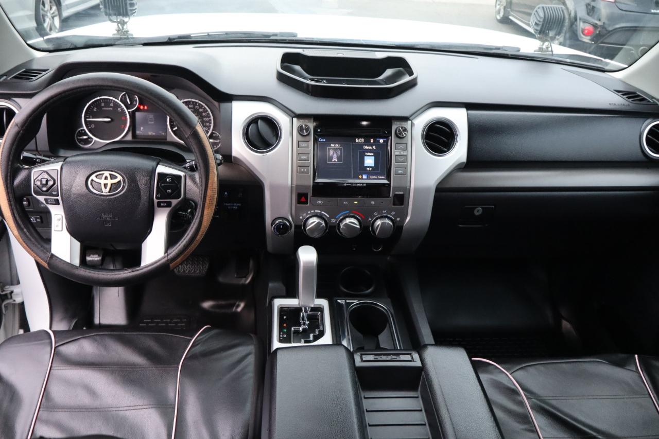 Toyota Tundra 4WD Truck Double Cab 5.7L FFV V8 6-Spd AT SR5 (Natl) 2016