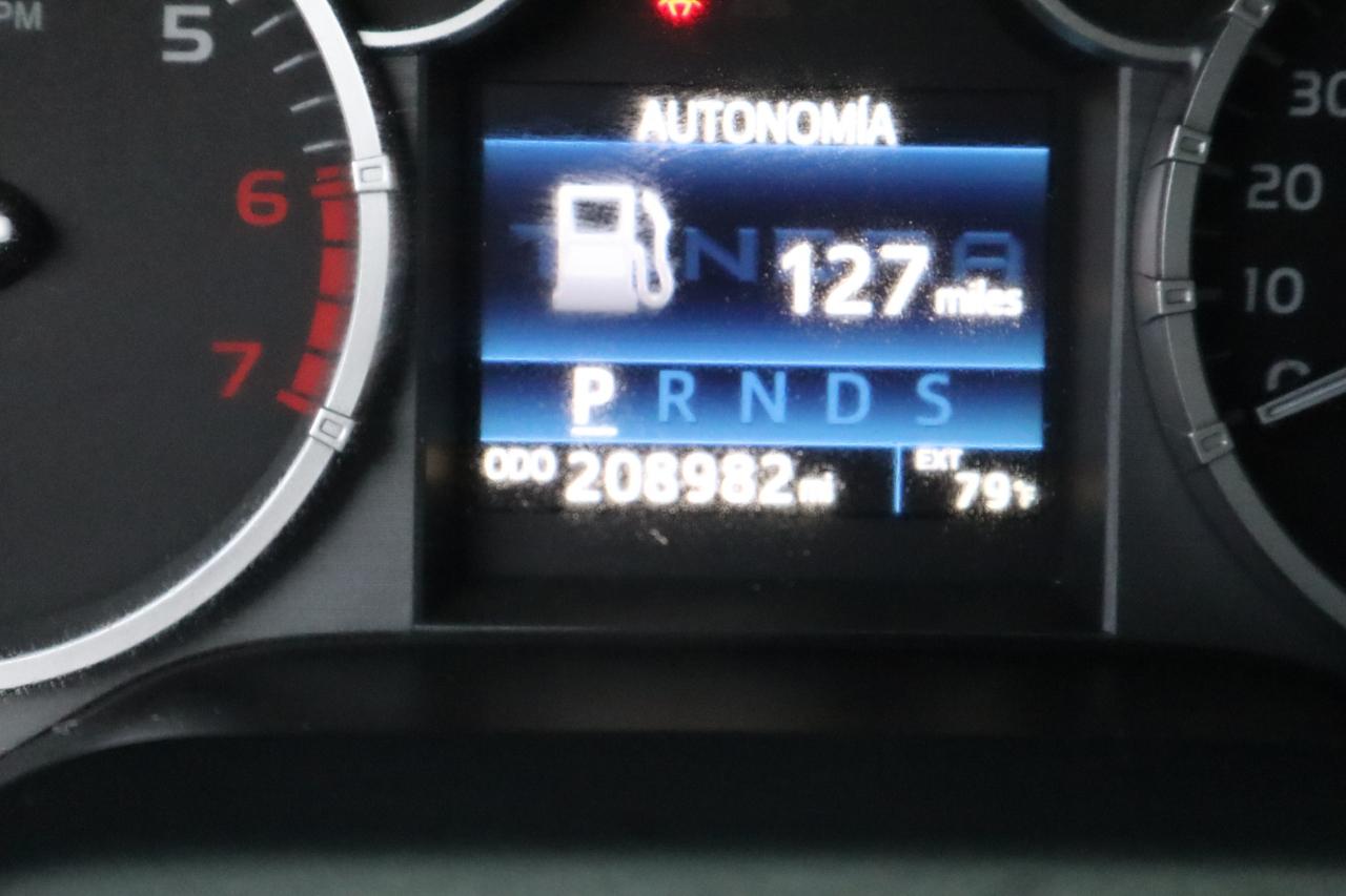 Toyota Tundra 4WD Truck Double Cab 5.7L FFV V8 6-Spd AT SR5 (Natl) 2016