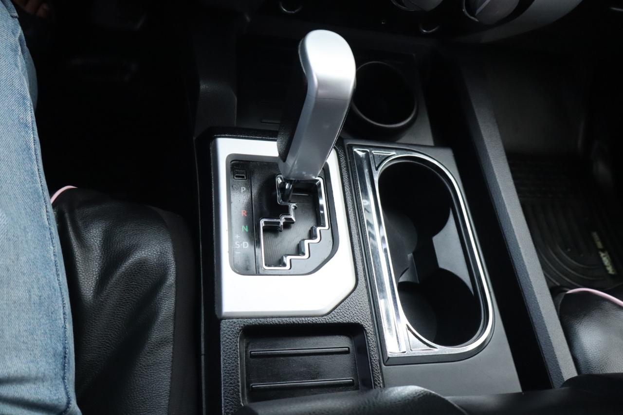 Toyota Tundra 4WD Truck Double Cab 5.7L FFV V8 6-Spd AT SR5 (Natl) 2016