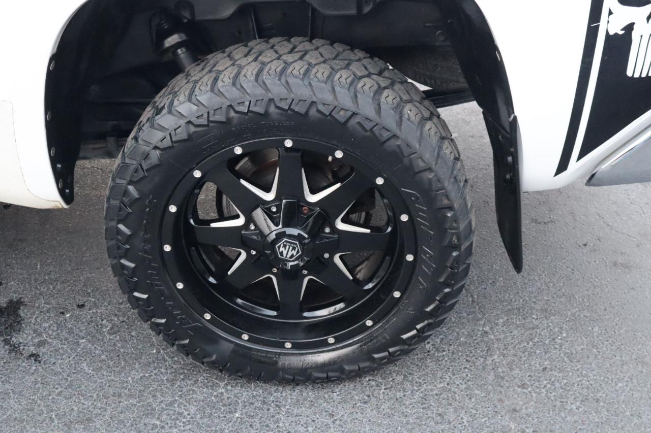 Toyota Tundra 4WD Truck Double Cab 5.7L FFV V8 6-Spd AT SR5 (Natl) 2016