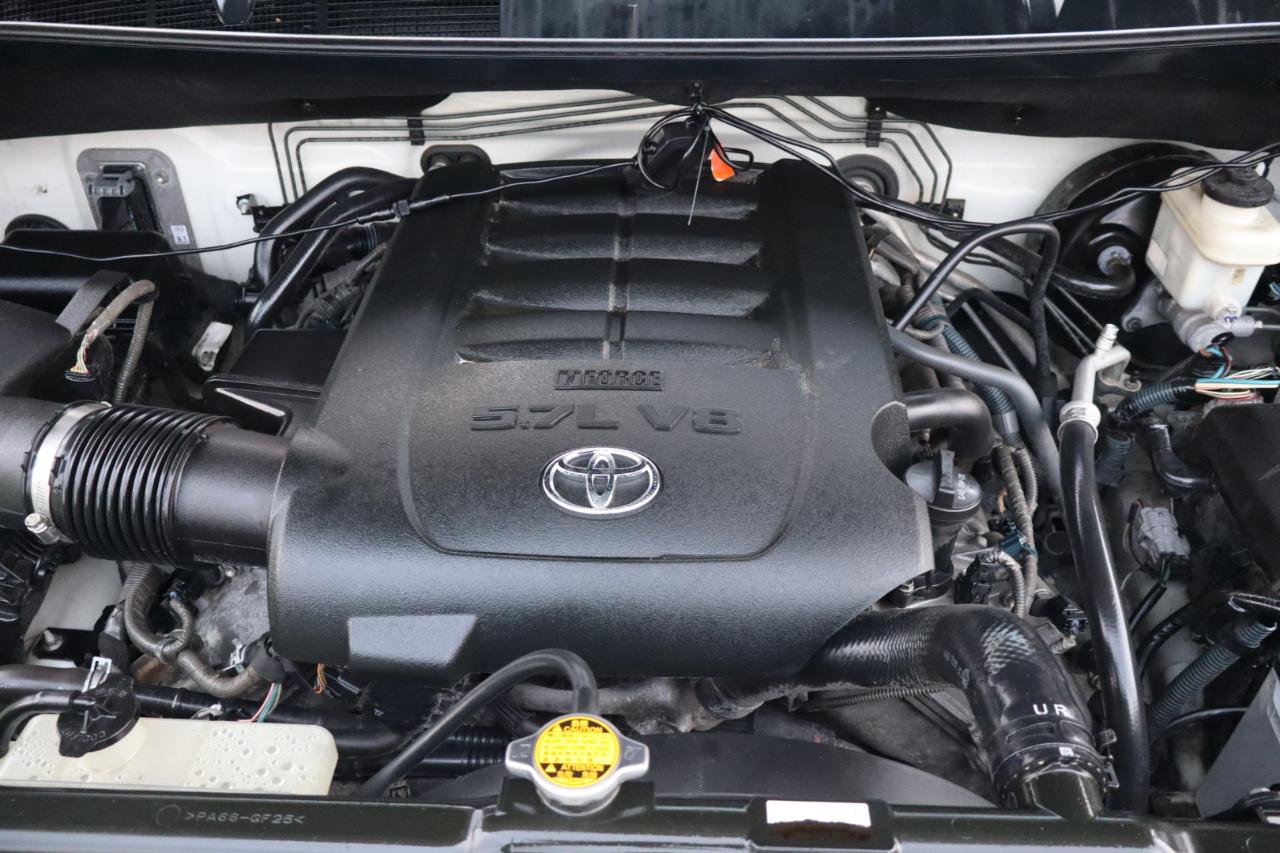 Toyota Tundra 4WD Truck Double Cab 5.7L FFV V8 6-Spd AT SR5 (Natl) 2016