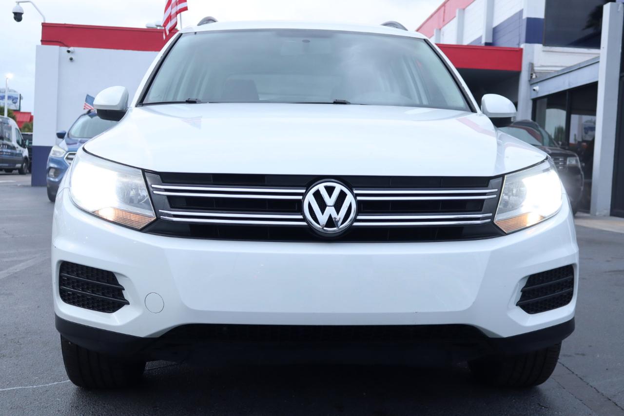 Volkswagen Tiguan Limited 2.0T FWD 2018