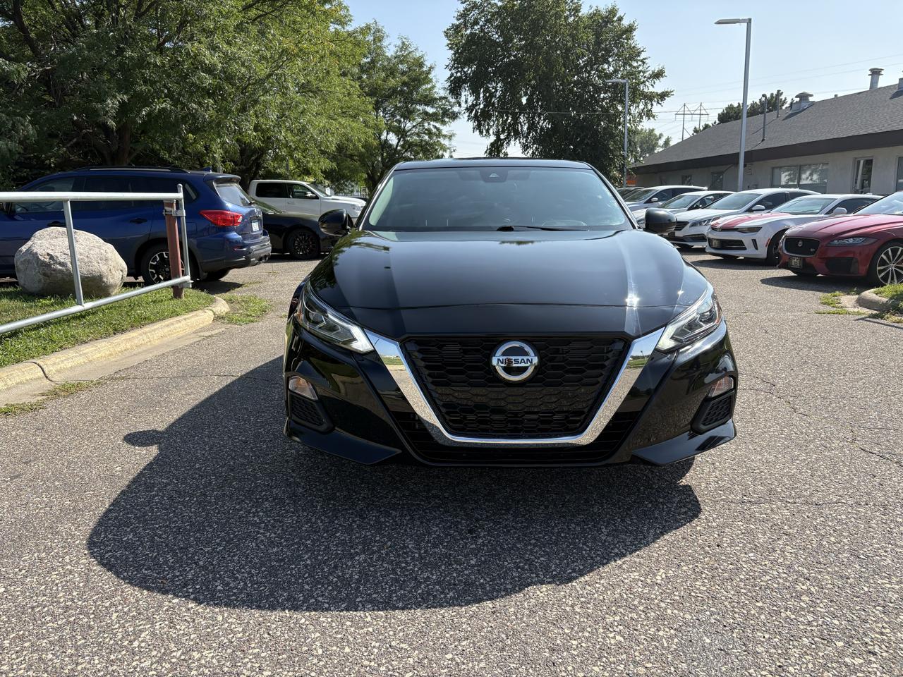 Nissan Altima  2020