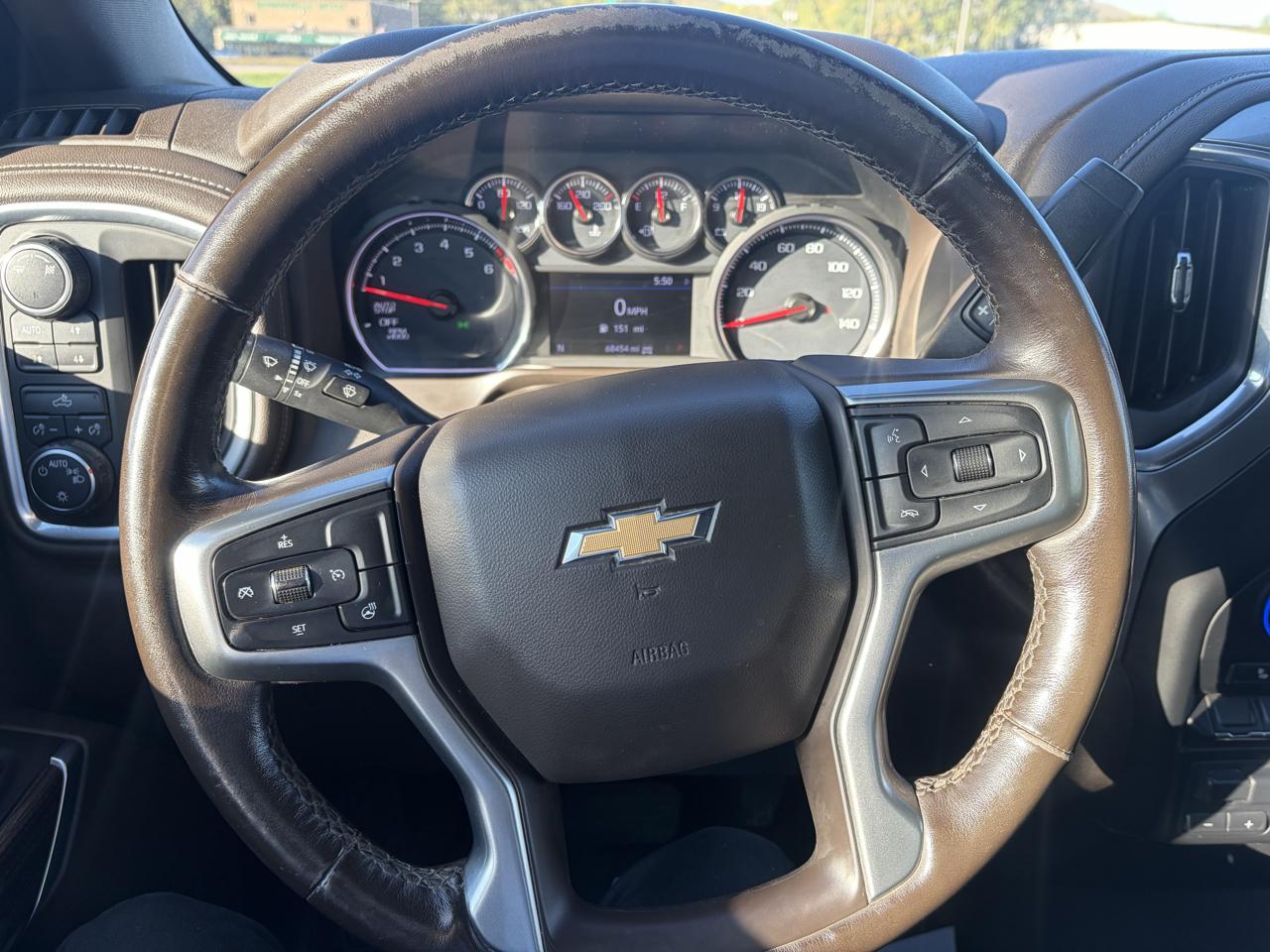 Chevrolet Silverado 1500 4WD Crew Cab 147" LT 2019