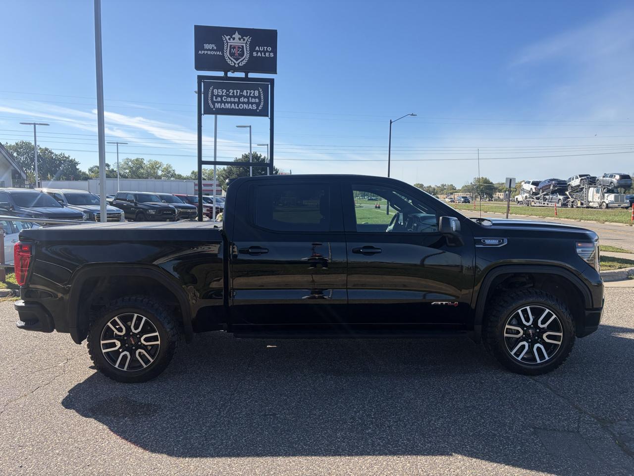 GMC Sierra 1500 4WD Crew Cab 147" AT4 2022