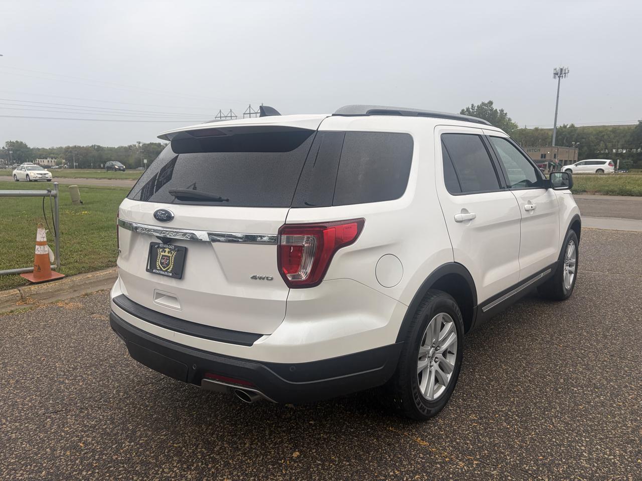 Ford Explorer XLT 4WD 2018