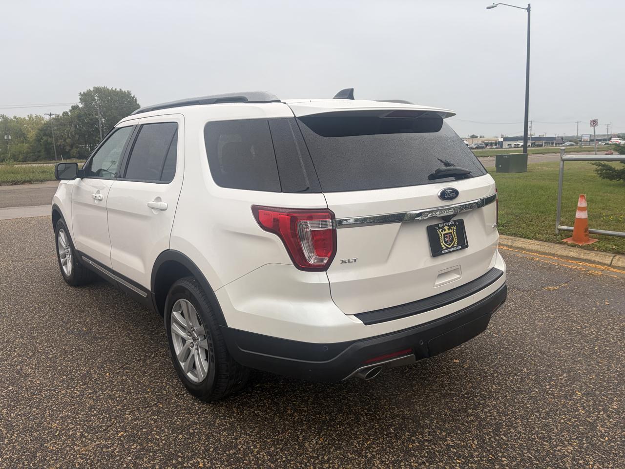 Ford Explorer XLT 4WD 2018