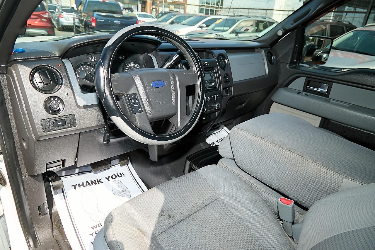 Ford F-150 photo 17