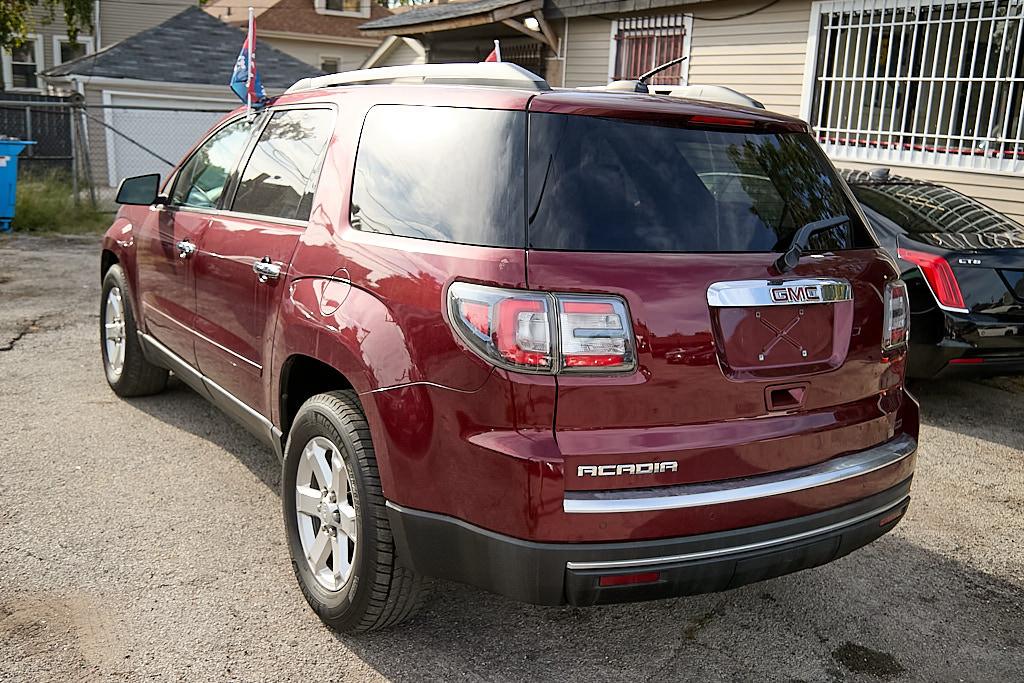 GMC Acadia photo 7