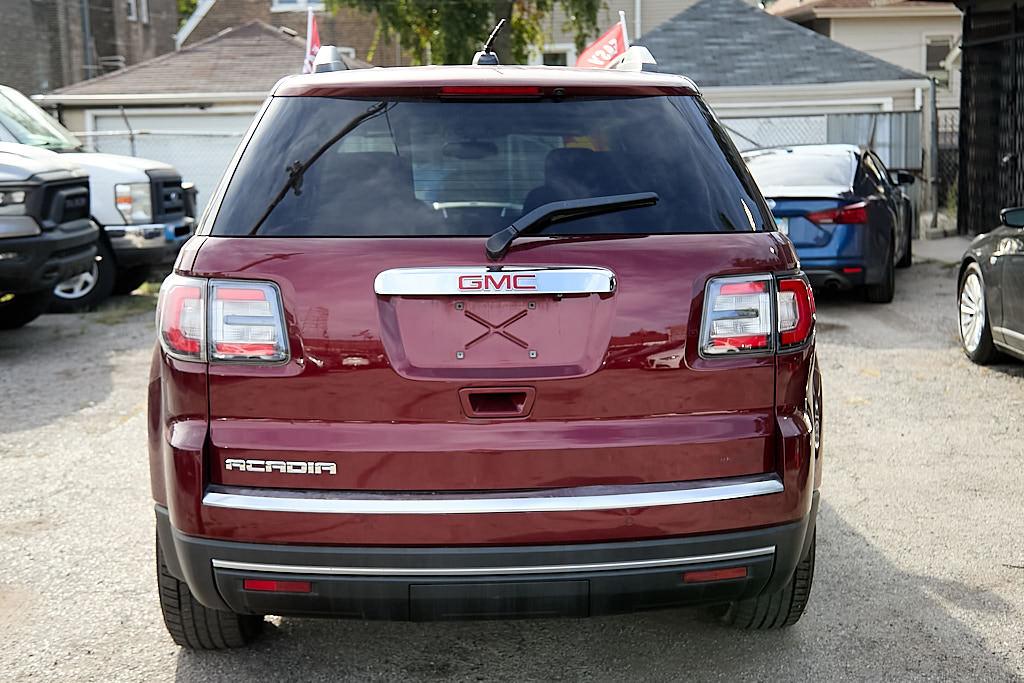 GMC Acadia photo 8