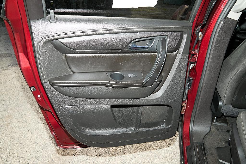 GMC Acadia photo 20