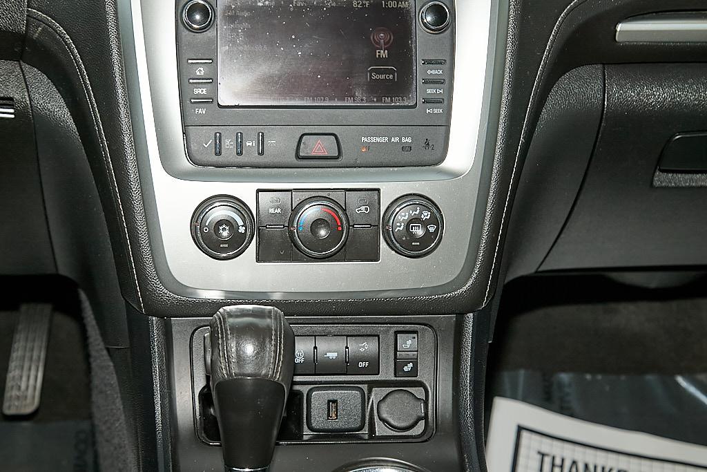 GMC Acadia photo 29