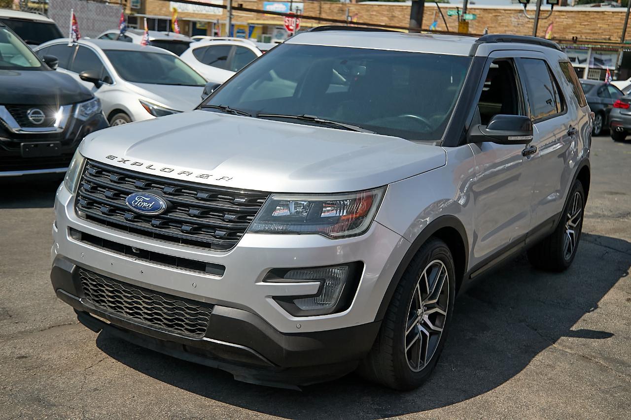 Ford Explorer photo 6