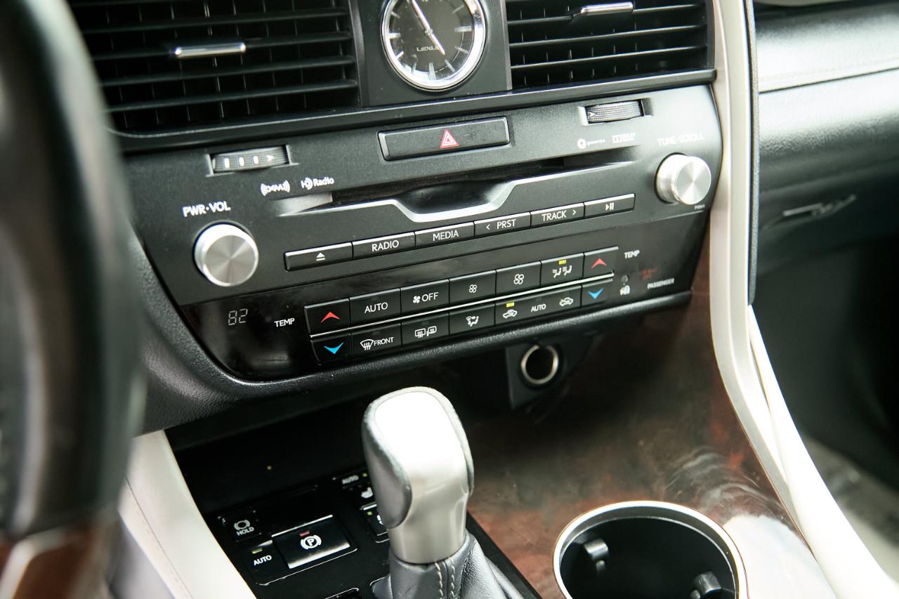 Lexus RX photo 2